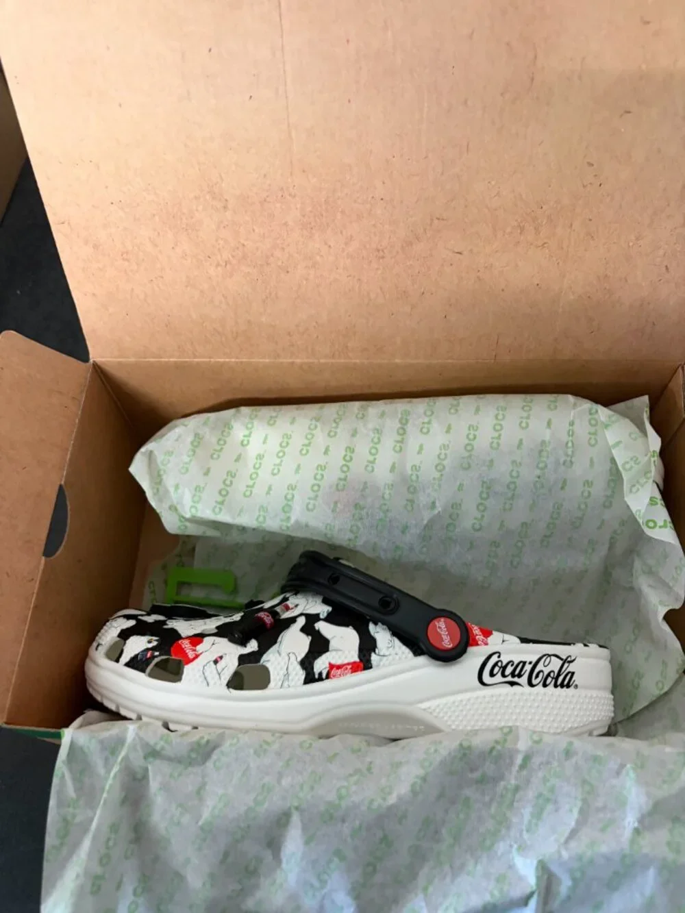 Crocs Coca Cola CLassic Clog White 209314-100 Size Men 9 poler bear